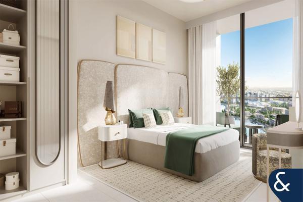 Corner Unit - Large Layout - Mid Floor