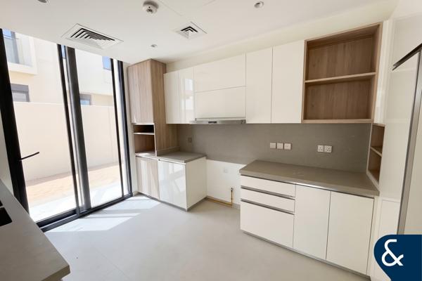 Four Bedrooms | E1 layout | Single Row