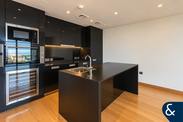 Full Sea View | Unfurnished | Mid-level Floor