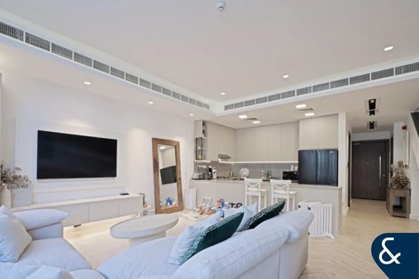 4 Beds + Maids | V.O.T | Modern Upgrades