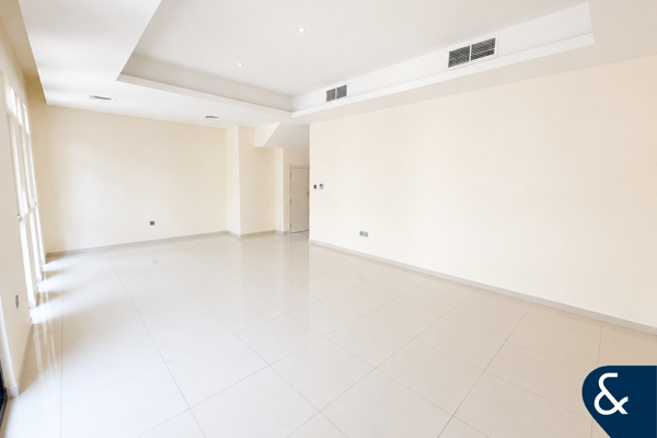 Best Layout | Large Plot | Vacant Now | R2M