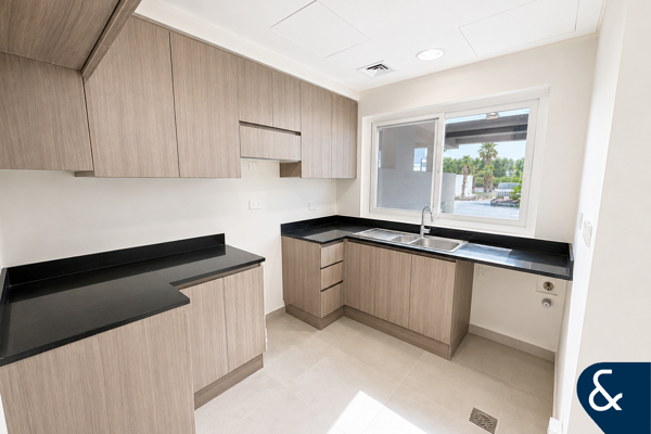 4 BR Townhouse | Brand New | Single Row
