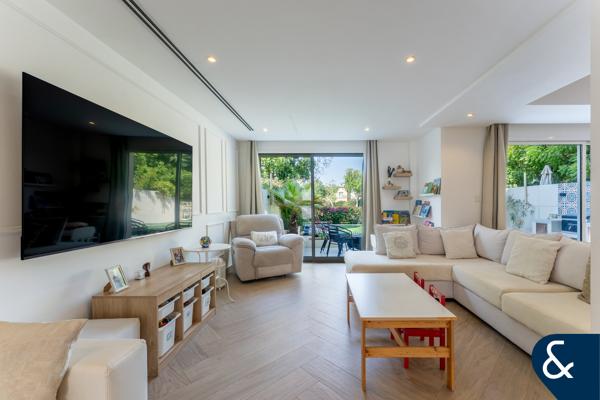 Beautiful Lake View | Fully Renovated | Extended