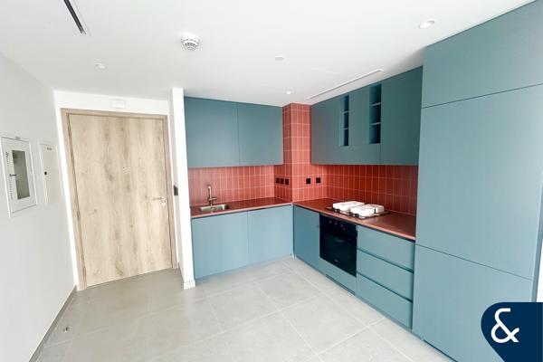 Unfurnished | Luxury Living | Canal View