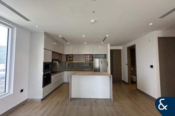 LARGE LAYOUT | 2 BED AND STORE | VIEW NOW