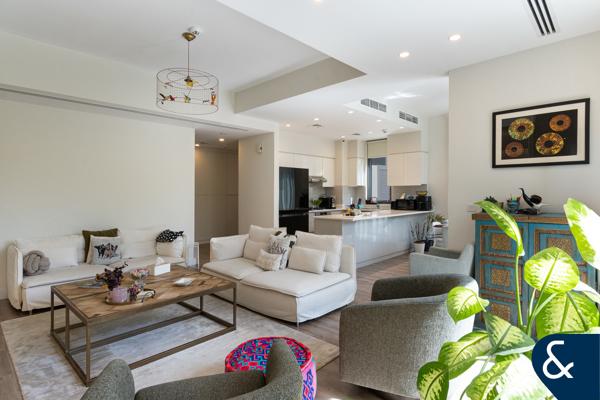 Exclusive | 5 Bed | Extended + Upgraded