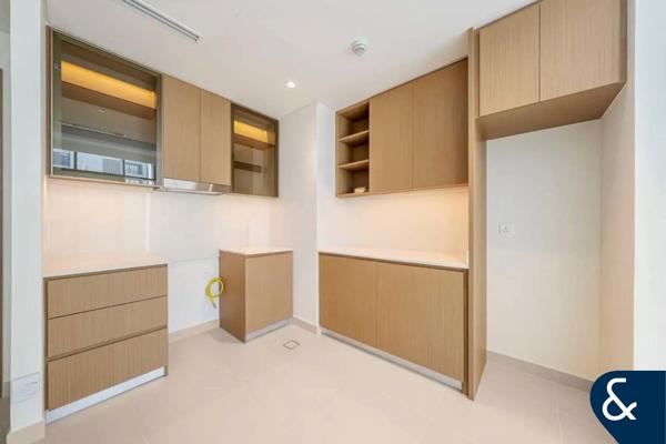 Vacant | 1 Bedroom | Large Outdoor Terrace