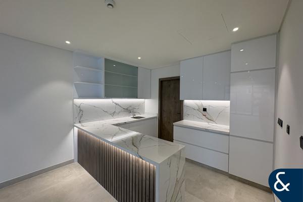 5 Bed Villa | Spacious | Family Living