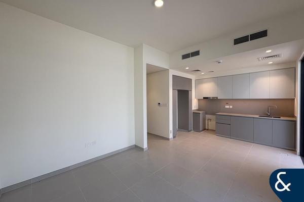 Single Row | Prime Location | Pool Backing