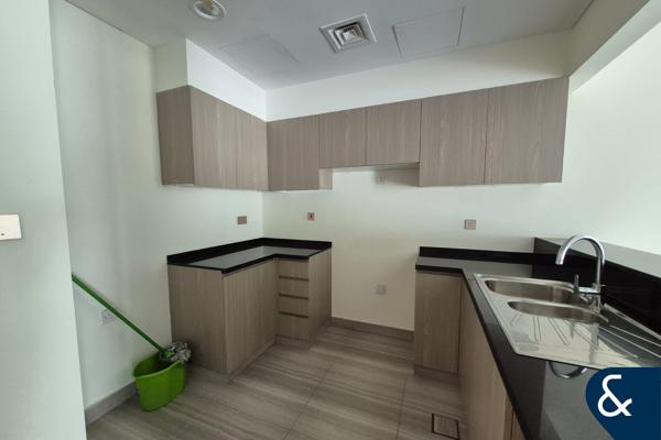 Park Backing I Unfurnished I Available