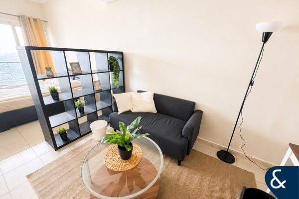 Studio Apartment | High Floor | Vacant