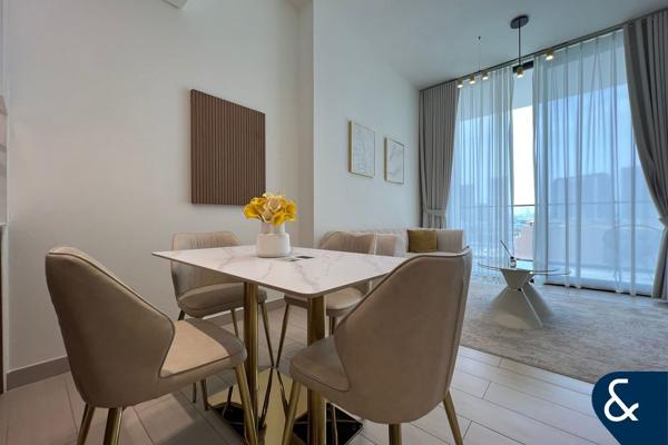 12 Cheques | Ready to Move | Large Layout