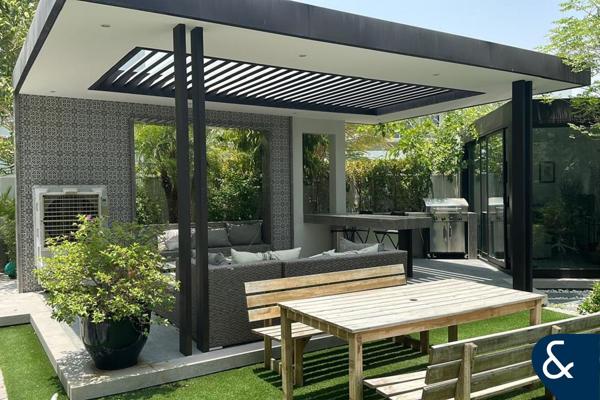 Upgraded | Large Plot | Vacant On Transfer