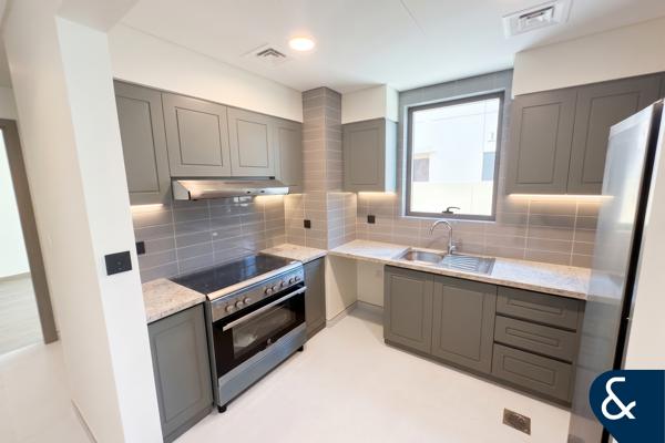 Single Row | Park Backing | Perfect Location