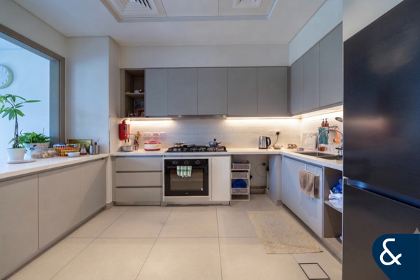 Upgraded Unit | Vastu | Internal East |