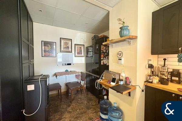 5 Beds | Single Row | Extended Kitchen
