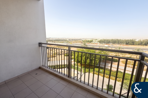 Vacant 2 Bedroom | Spacious | Unfurnished