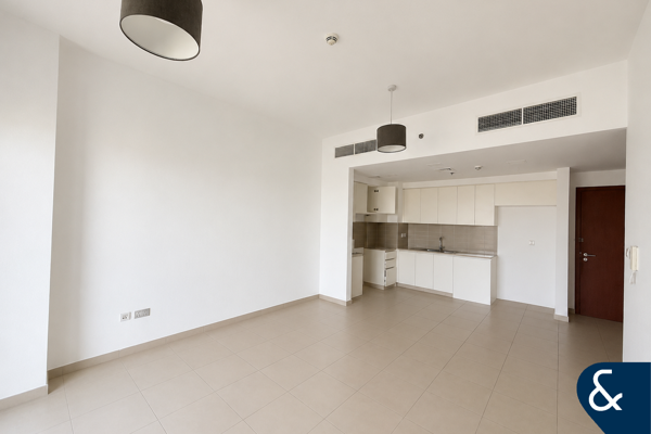 Vacant 2 Bedroom | Spacious | Unfurnished