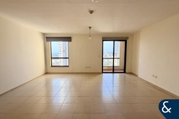 Studio Apartment | Sea views | Unfurnished