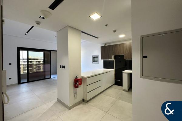 12 cheques | Unfurnished | Prime Location