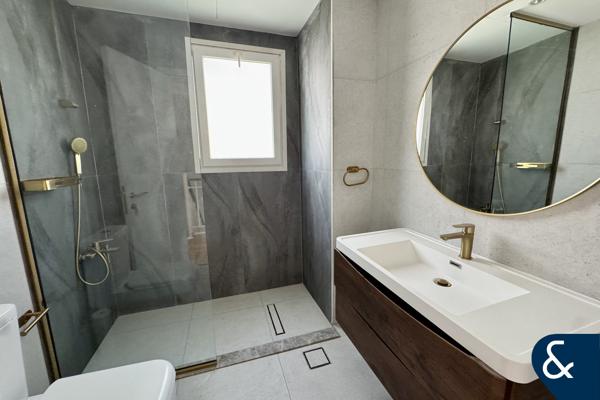 Close to Pool and Park | Upgraded | Type 3E
