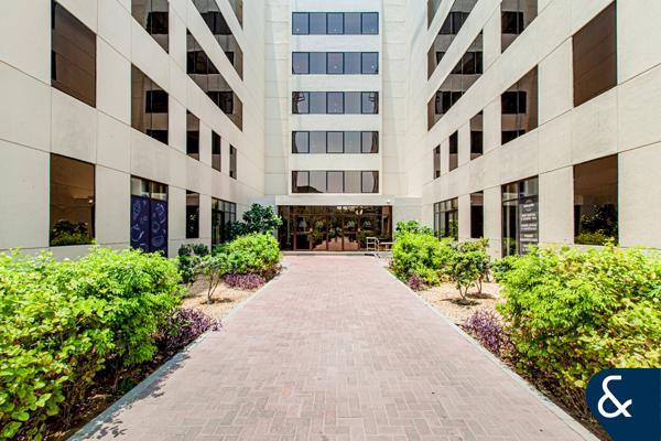 Half Floor | Vacant | Generous Size
