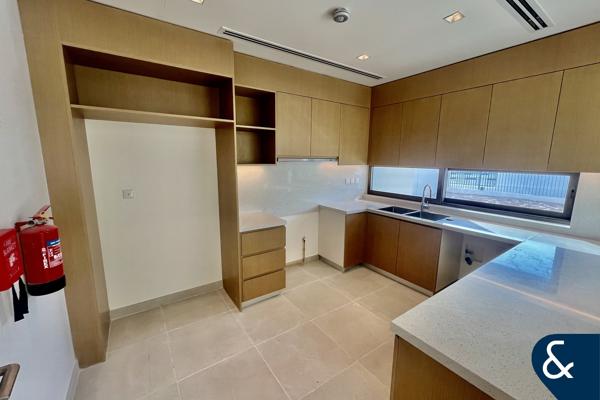4 Bedrooms + Maids | Type A | Single Row