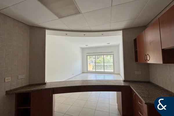 Ground Floor 1 Bedroom | Vacant | Peaceful