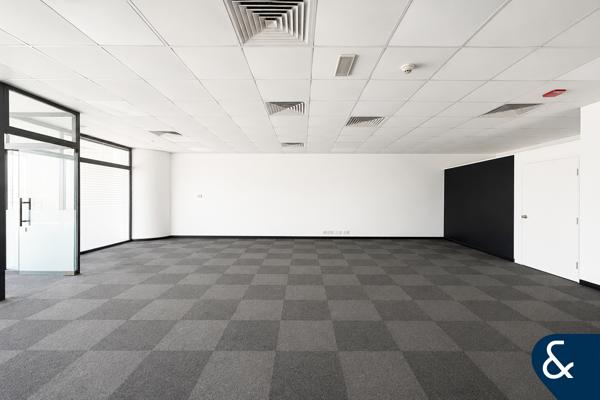 High Floor | Bright Unit | Vacant Now
