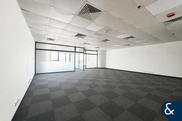 High Floor | Bright Unit | Vacant Now