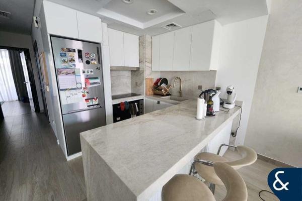 4BR | Single Row | Upgraded | Park Backing