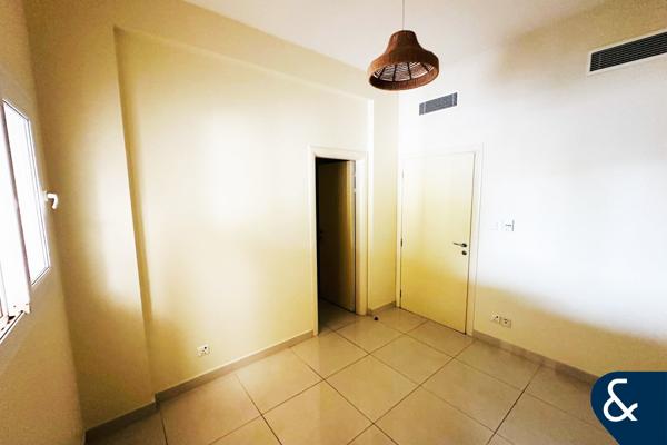 Fully Extended | Springs 2 | Type 3M | Vacant
