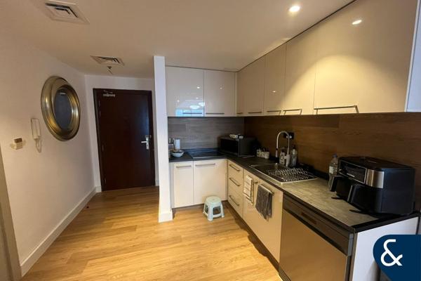 Converted 2 Bed | High Floor | Furnished