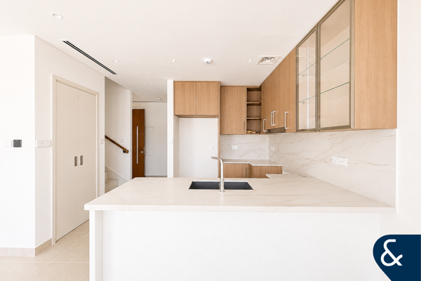 3BR+Maid | Mortgageable | Steps to Amenities