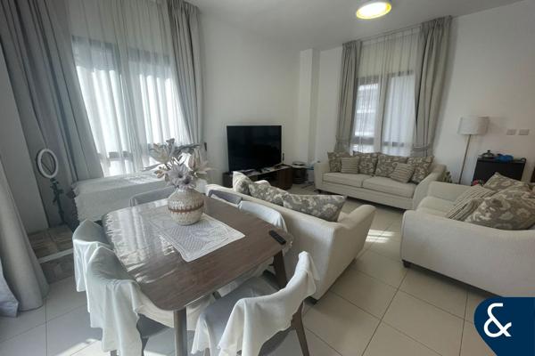 Pool View | Spacious | Available 15th Oct