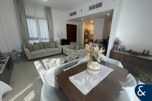 Pool View | Spacious | Available 15th Oct