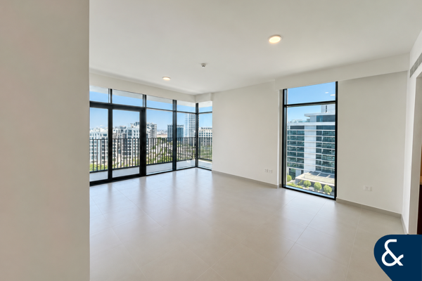 Full Canal Views | Luxurious | Vacant
