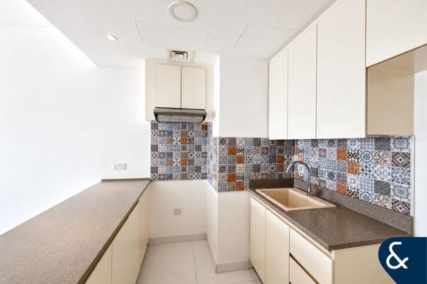 1 Bed | Modern | Well Maintained | Spacious