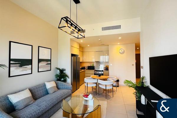 2 Bed | Burj Khalifa View | Furnished