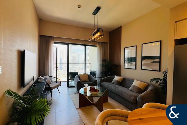 2 Bed | Burj Khalifa View | Furnished