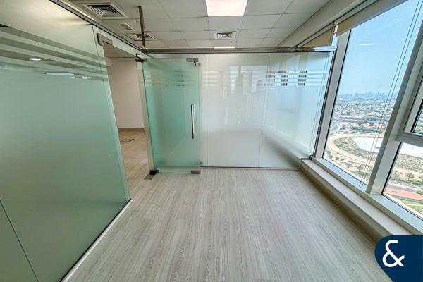 Panoramic Views | Unfurnished | Vacant Now