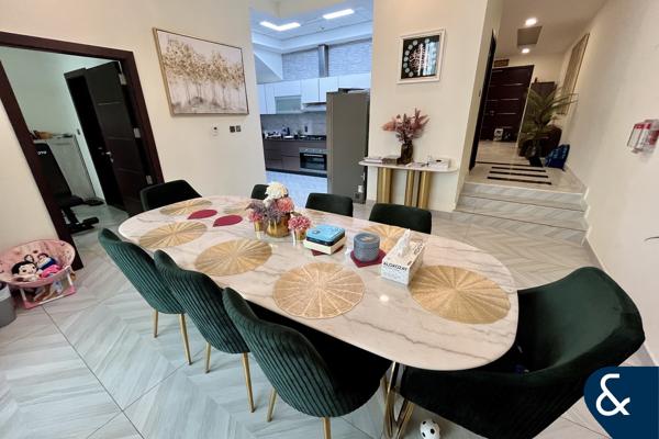 Single Row | VOT | 4 Bedrooms plus Maids