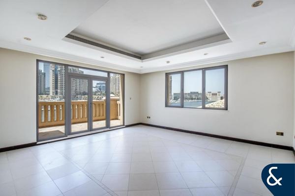 Rare 3 Floors | 5 Bedroom | Skyline View