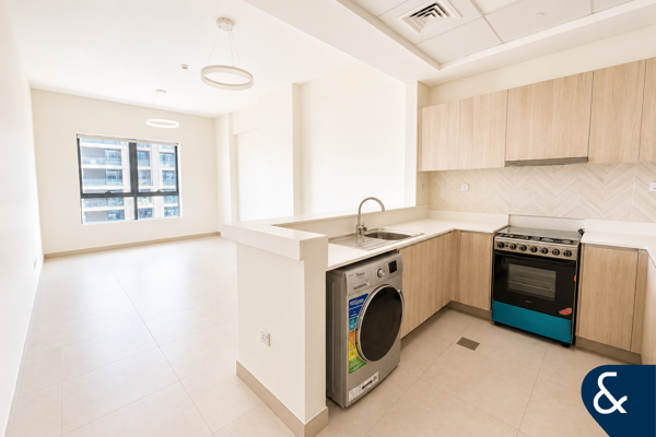 Vacant | Close to Park | Investor Deal
