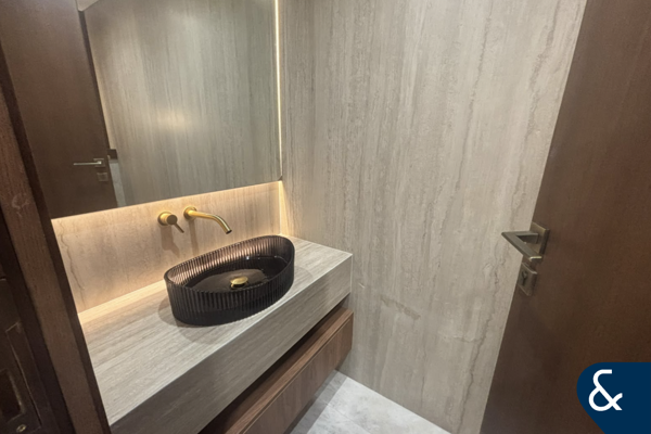 Luxury  |  Upgraded  |  Atlantis View