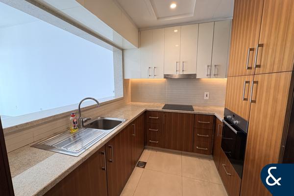 Large Layout | Unfurnished | Stunning View