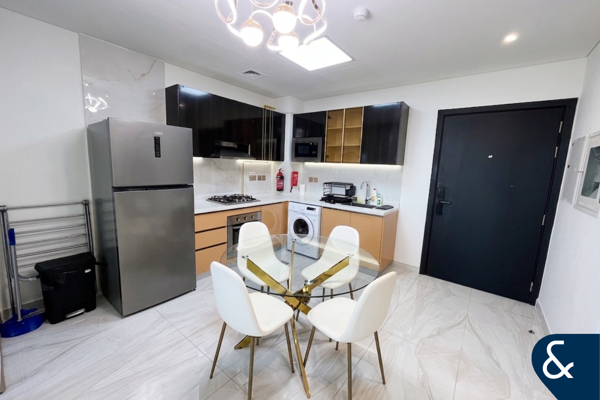 Furnished | Community Facing | Vacant Now