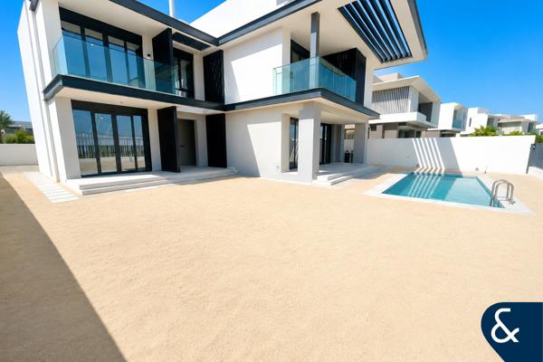 Corner Villa | Swimming Pool | Avail. July