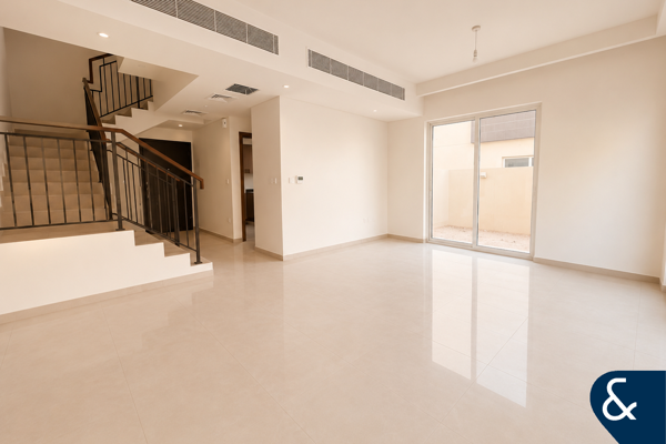 SINGLE ROW | VACANT | BRAND NEW | LARGE PLOT