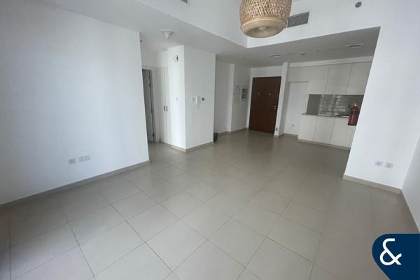 Open Plan Living | Mid Floor | Available Now